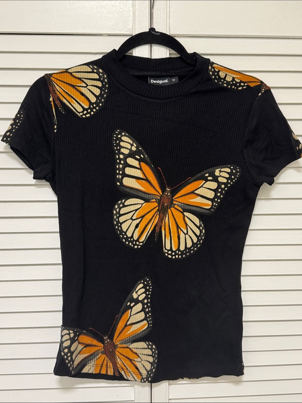 Desigual Black Tee with Orange & Cream Butterfly Motif stretchy sz M